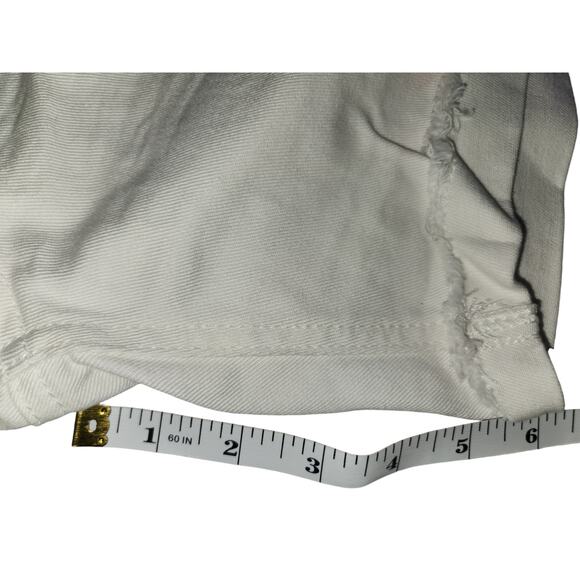 Blue Asphalt NWT White Distressed Denim Jean Shorts Size‎ 3 - Picture 5 of 10
